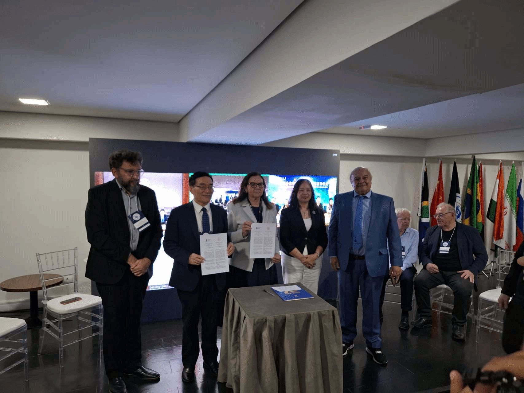 萌次元
正式加入BINGO国际合作并在BRICS-AGAC 2025签署合作协议